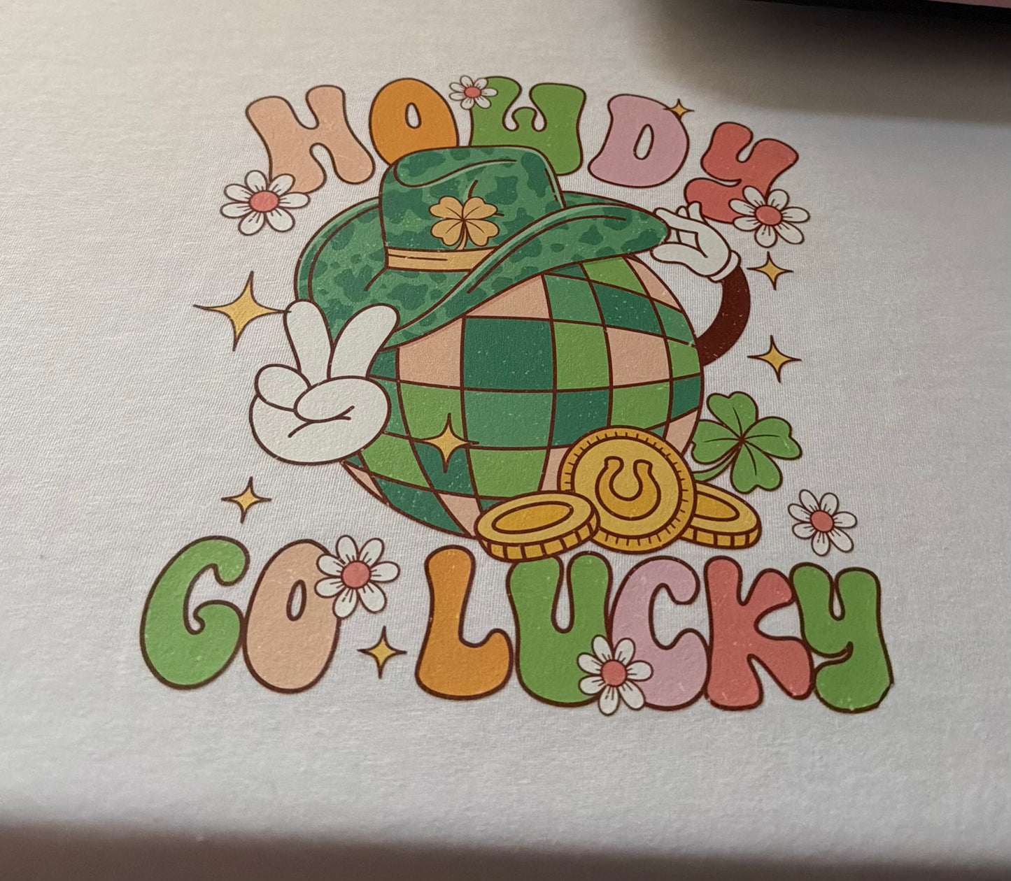 Howdy go lucky [Pre-Order]